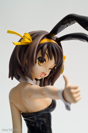 Haruhi Suzumiya figurine (Bunny outfit)