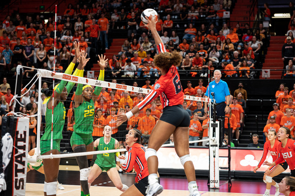 UO vs OSU Women's Volleyball