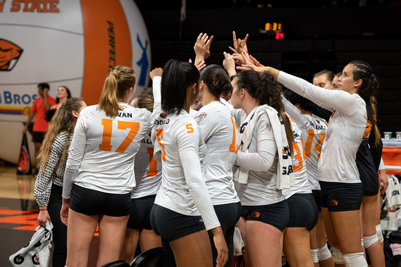 UO vs OSU Women's Volleyball