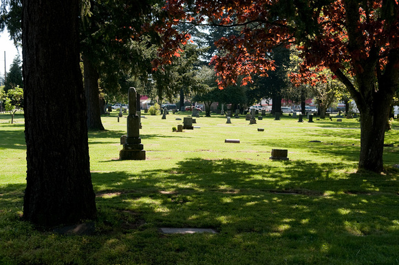 Multnomah Park Cemetery