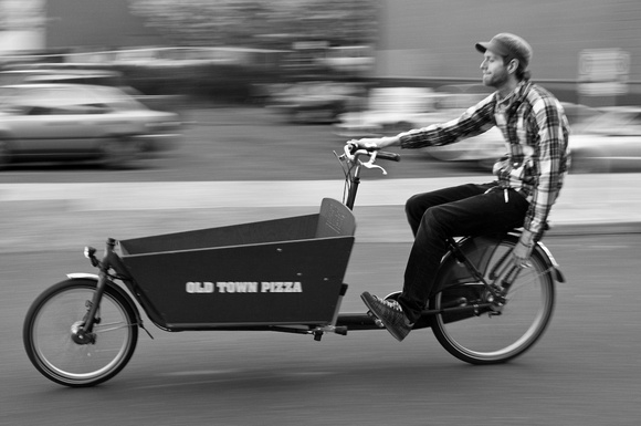 Old Town Pizza Delivery Cycle